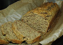 Bezlepkový kmínový chleba se lněným semínkem