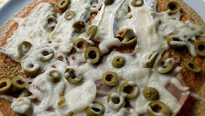 Blesková tortillová "pizza"