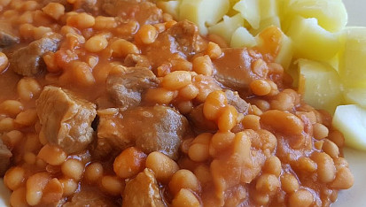 Hovězí kousky s fazolemi Baked Beans