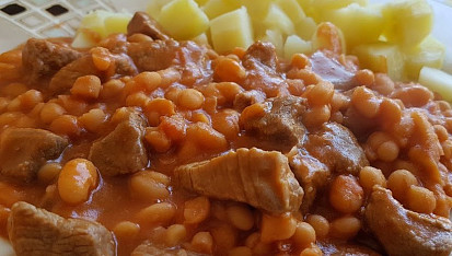 Hovězí kousky s fazolemi Baked Beans