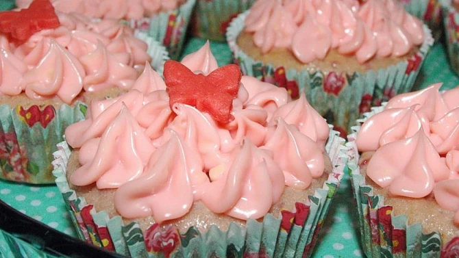 Jahodové muffiny / cupcaky, Jahodové muffiny / cupcaky