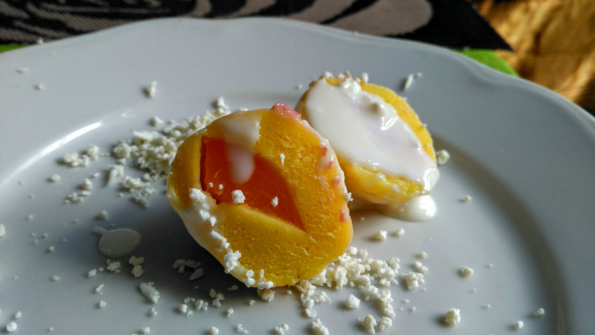 Ovocné (jahodové a meruňkové) knedlíky z tvarohu a pudingů