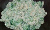 Těstoviny s brokolicí a smetanovou omáčkou (Těstoviny s brokolicí)