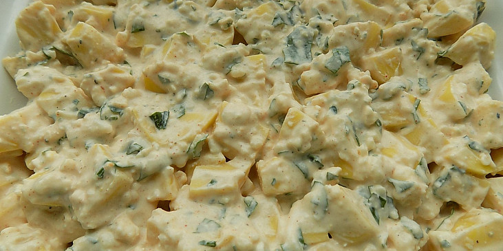 Zapečené sýrové brambory s jogurtem