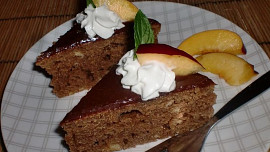 Coca-colový koláč s pomerančovou kůrou
