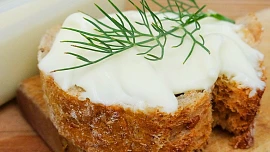 Pomazánka z tvarohu ("tavený sýr")