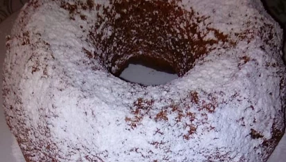 Bábovka s vlašskými ořechy