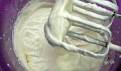 Hruškový dort s mascarpone, Pokud je krem husty, rozredime mlekem