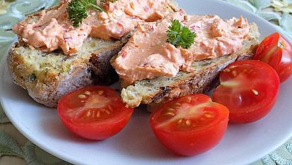 Italský cuketovo-semínkový chléb