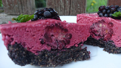 RAW ostružinové cupcakes s mákem a skořicí