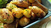 Voňavé brambory na sádle ze sáčku