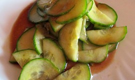 Khmérský okurkový salát