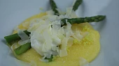 Krémová polenta se zeleným chřestem