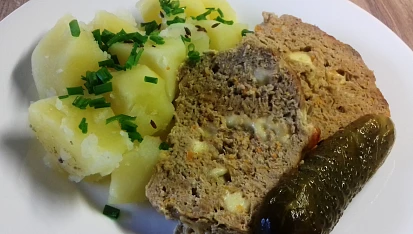 Šlehaná vepřová sekaná se sýrem