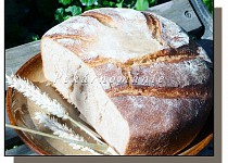 Špaldový podmáslový chléb z trouby
