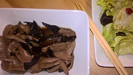 Čínské marinované ledvinky - 腌制 - yānzhì  marinated