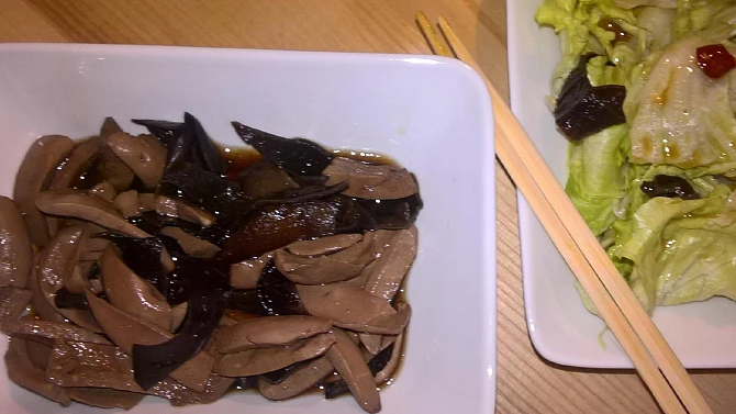 Čínské marinované ledvinky - 腌制 - yānzhì  marinated