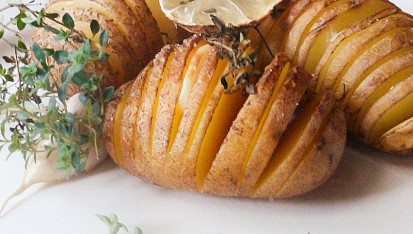 Citronové brambory Hasselback
