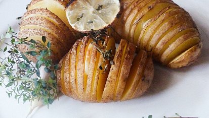 Citronové brambory Hasselback