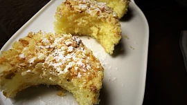 Kossuth kifli - maďarský moučník s ořechy