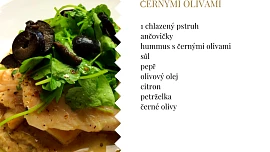 Pstruh s hummusem a černými olivami