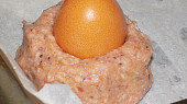 Karbanátek se zapečeným vejcem