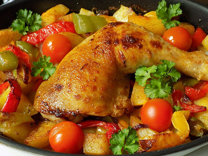 Kuře pečené v zelenině