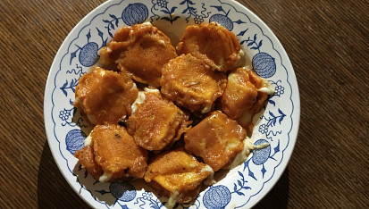 Kuřecí řízky a křidélka v těstíčku, Obalované sýry