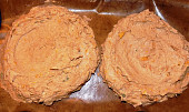 Celozrnný koláč z batátového těsta s červenou řepou a sýrem