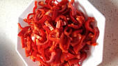 Kuřecí na kari s paprikou a sušenými rajčátky, Paprika