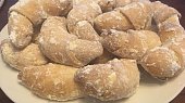 Svatomartinské rohlíčky, dnes upečeno, díky za recept , jsou skvělé !