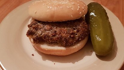 Domácí burger pečený v troubě