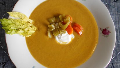 Krémová polévka nejen z řapíkatého celeru