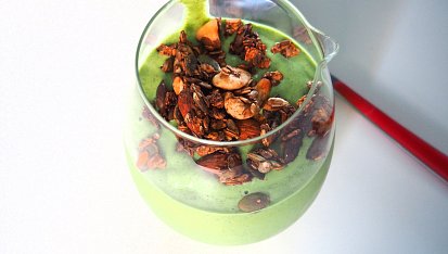 Mangovo-špenátové smoothie