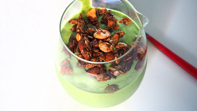 Mangovo-špenátové smoothie