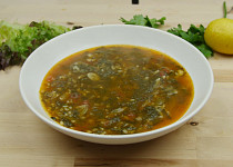 Řecká špenátová polévka
