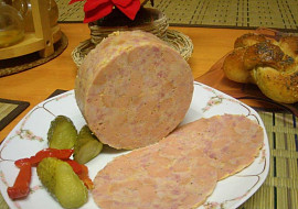 Domácí mortadella