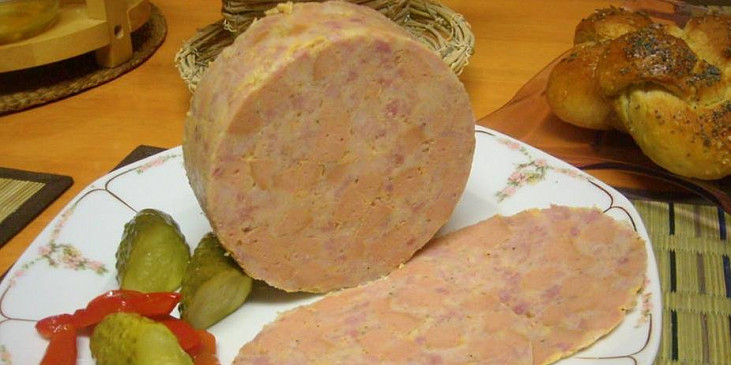 Domácí mortadella