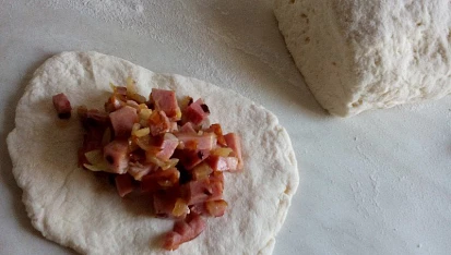 Kynuté knedlíky s uzeným masem