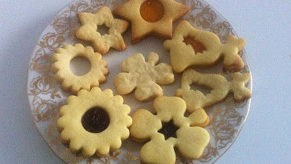 Linecké cukroví, které se nekroutí, Cukroví které jsem měla každý rok a tento recept..trošku rozdíl, ne? :-)