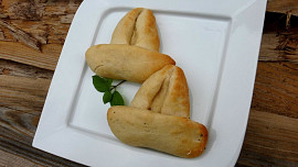 Lodičky (z kynutého těsta)