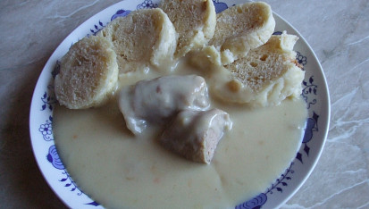 Závitky z králíka na smetaně