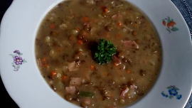Čočková polévka ze zbylé čočky