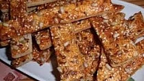 Kořeněné slané tyčinky (pečivo) se semínky