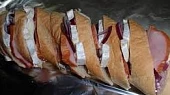 Plněné zapečené bagety - housenky