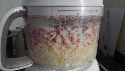 Sloní žrádlo trochu jinak, ingredience melu v mixéri