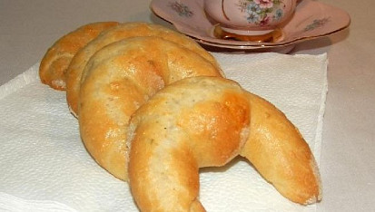 Česnekové rohlíky, Česnekové rohlíky