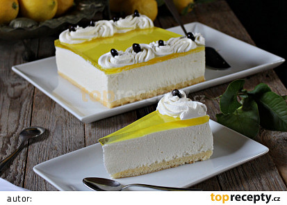 Dort z citronové pěny (mousse)