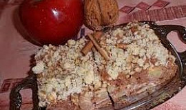 Jablkový / hruškový koláč s ořechovou drobenkou
