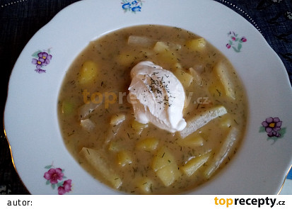 Kedlubnová polévka (nejen) s bramborem